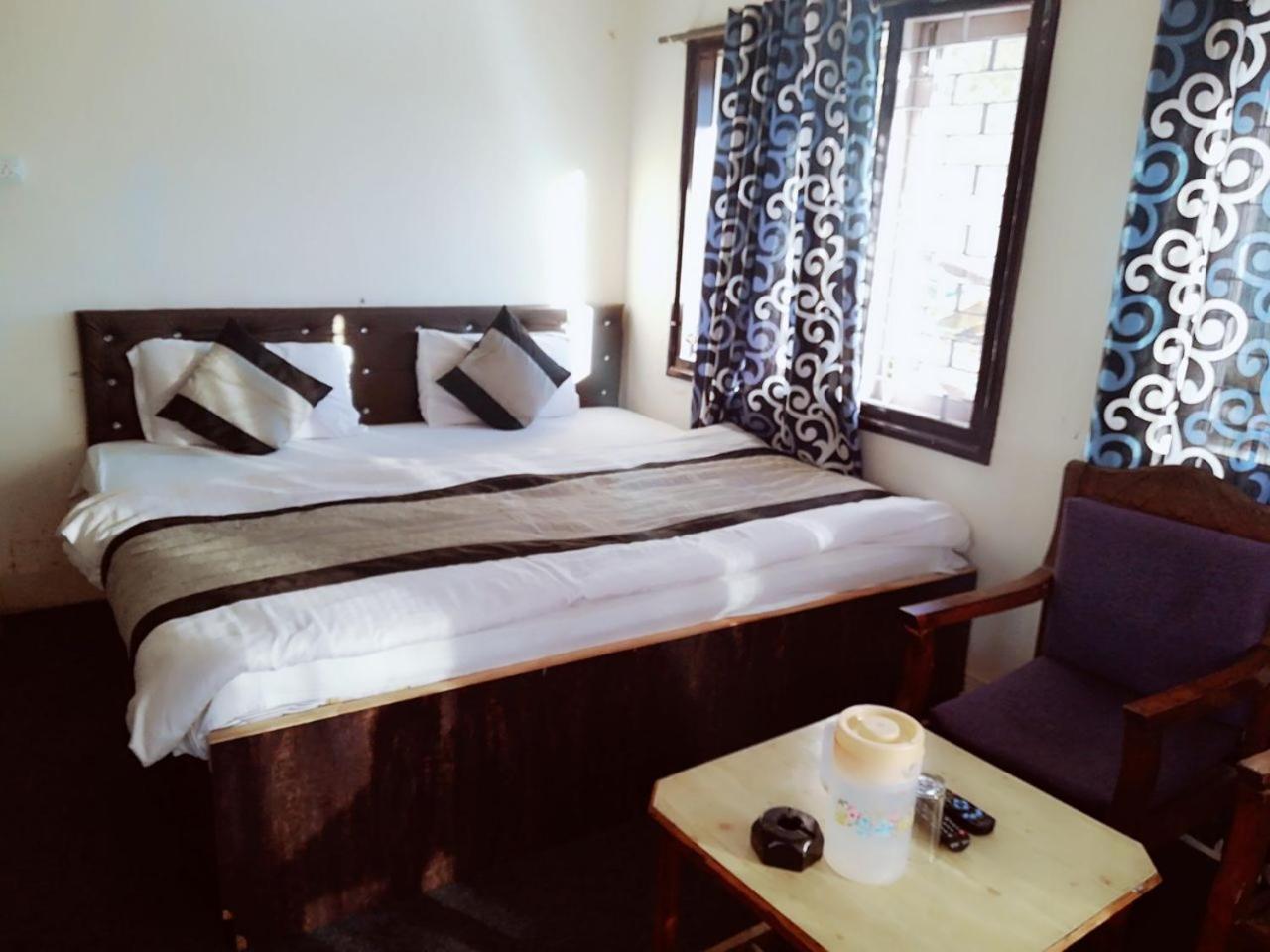 Goroomgo Luxury Stay Mall Road Nainital Extérieur photo